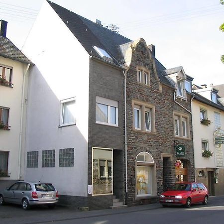 Hotel Loosen Enkirch Exterior photo