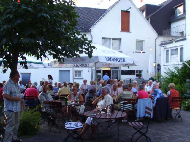Hotel Loosen Enkirch Exterior photo